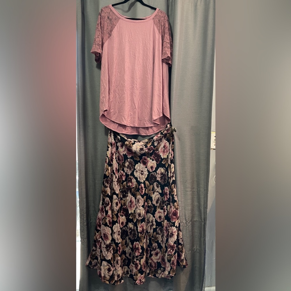 Jones New York Pink and Black Maxi Skirt with Zenana Blouse with Lace Sleeve